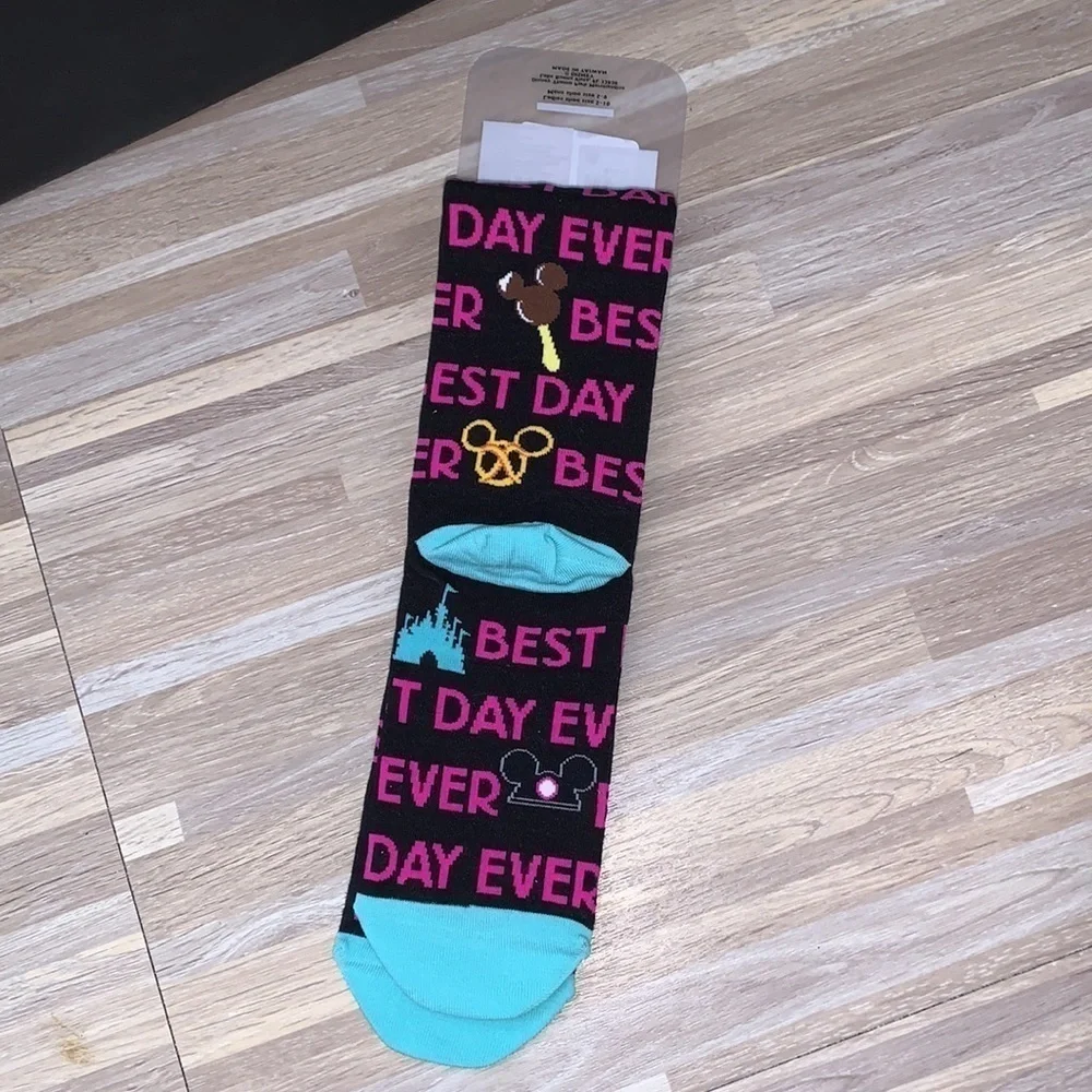 Disney parks best day ever socks!
